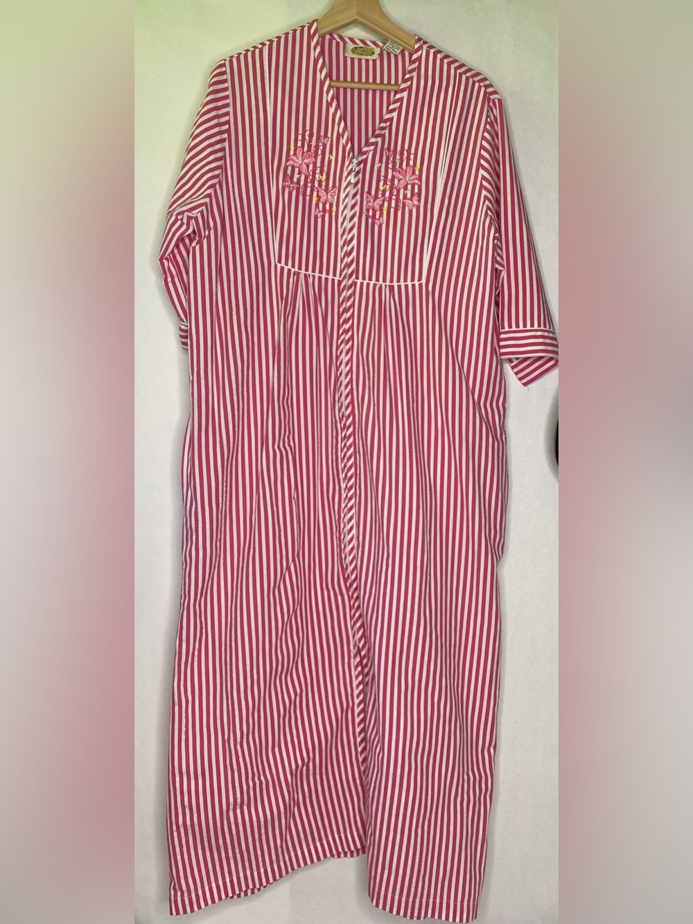 Vintage Housedress Sleep Gown Leisure Striped Embroidered Sz Med